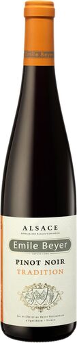 <i class="fa fa-envira" aria-hidden="true"></i> Pinot Noir Tradition <i class="fa fa-leaf" aria-hidden="true"></i>